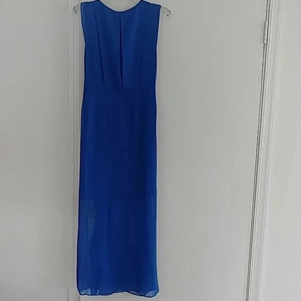 attention blue dress